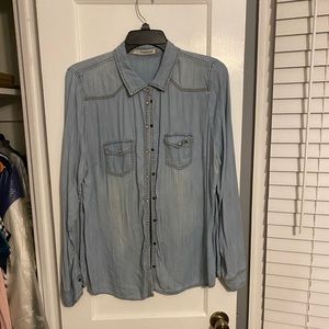 Collared Button down